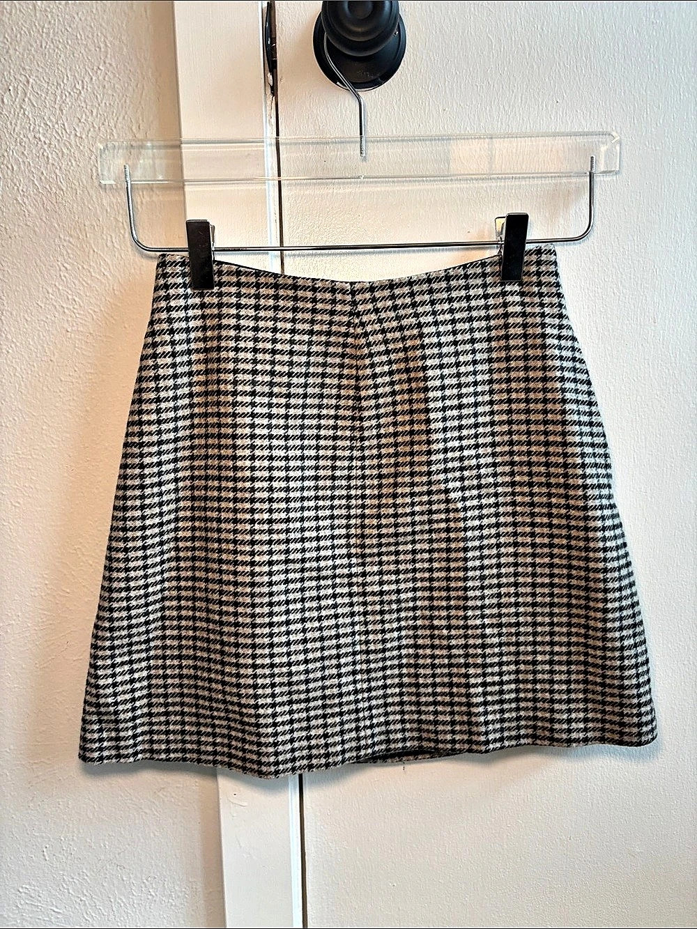 Wilfred Classic Mini Skirt Checkered in Black & White